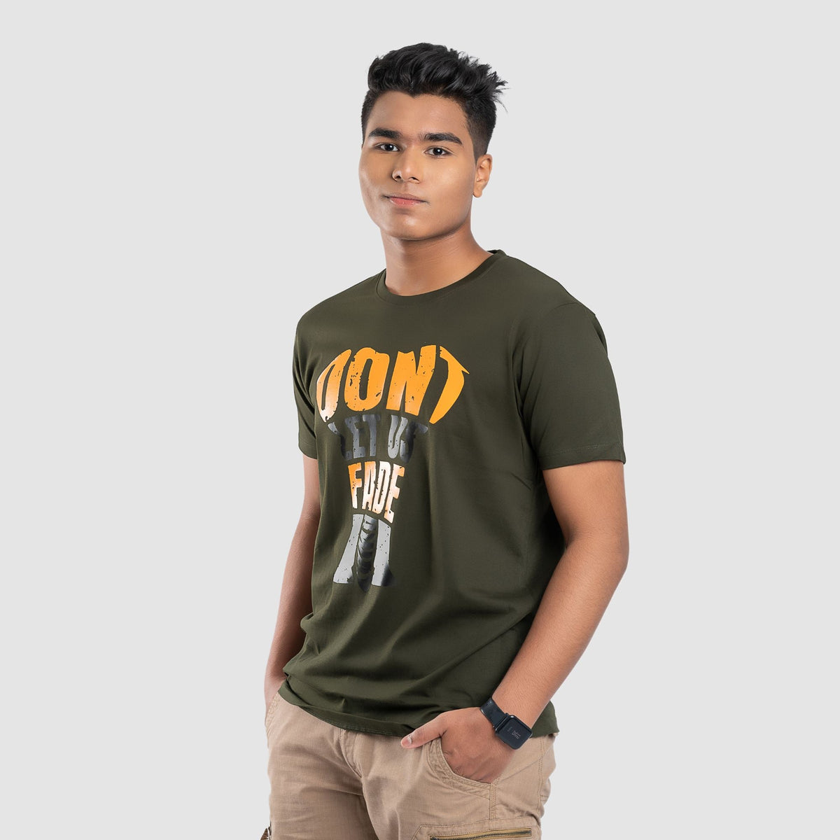 black-dont-let-us-fade-round-neck-printed-wildlife-theme-cotton-t-shirt-gogirgit