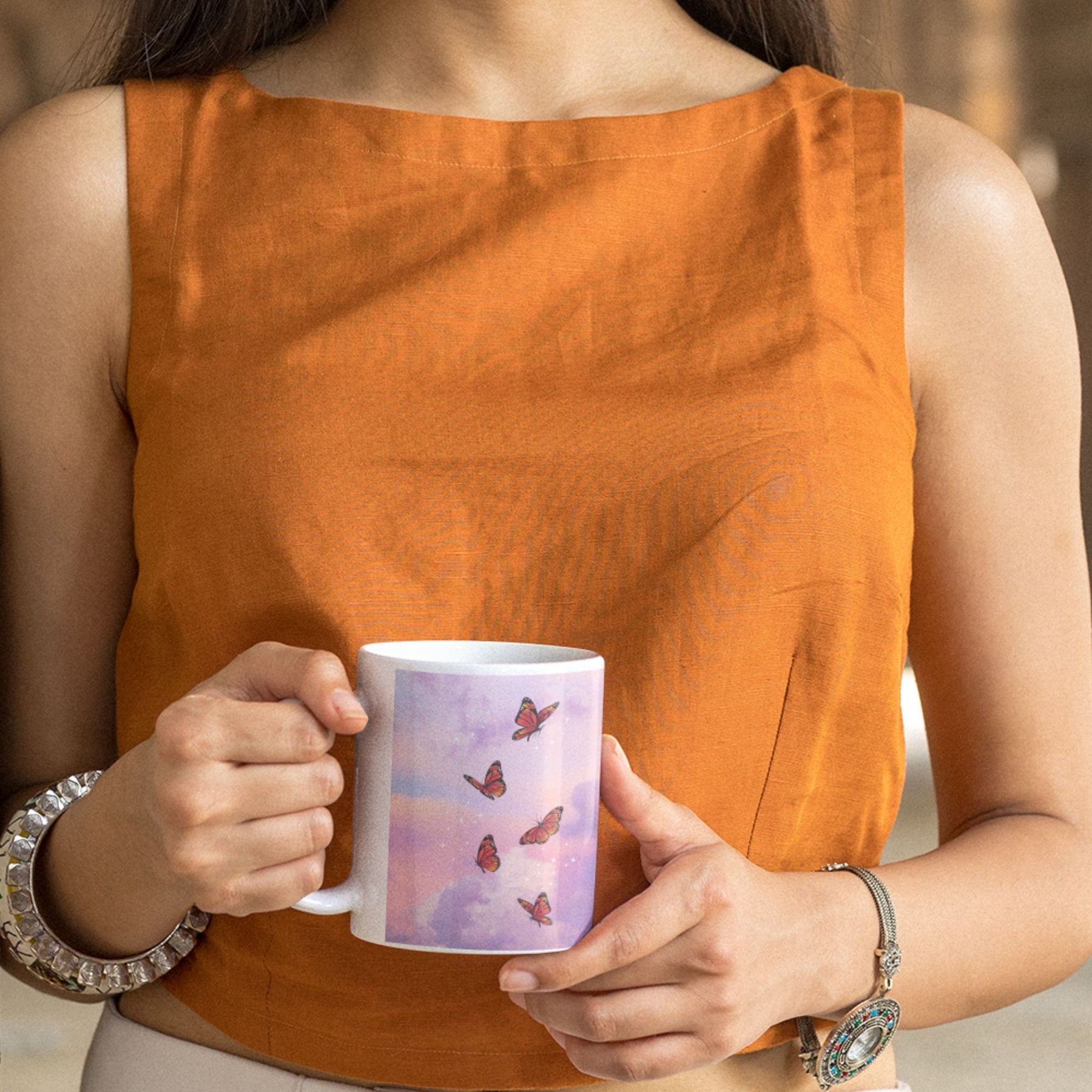 butterflies-white-printed-ceramic-mug-gogirgit-com