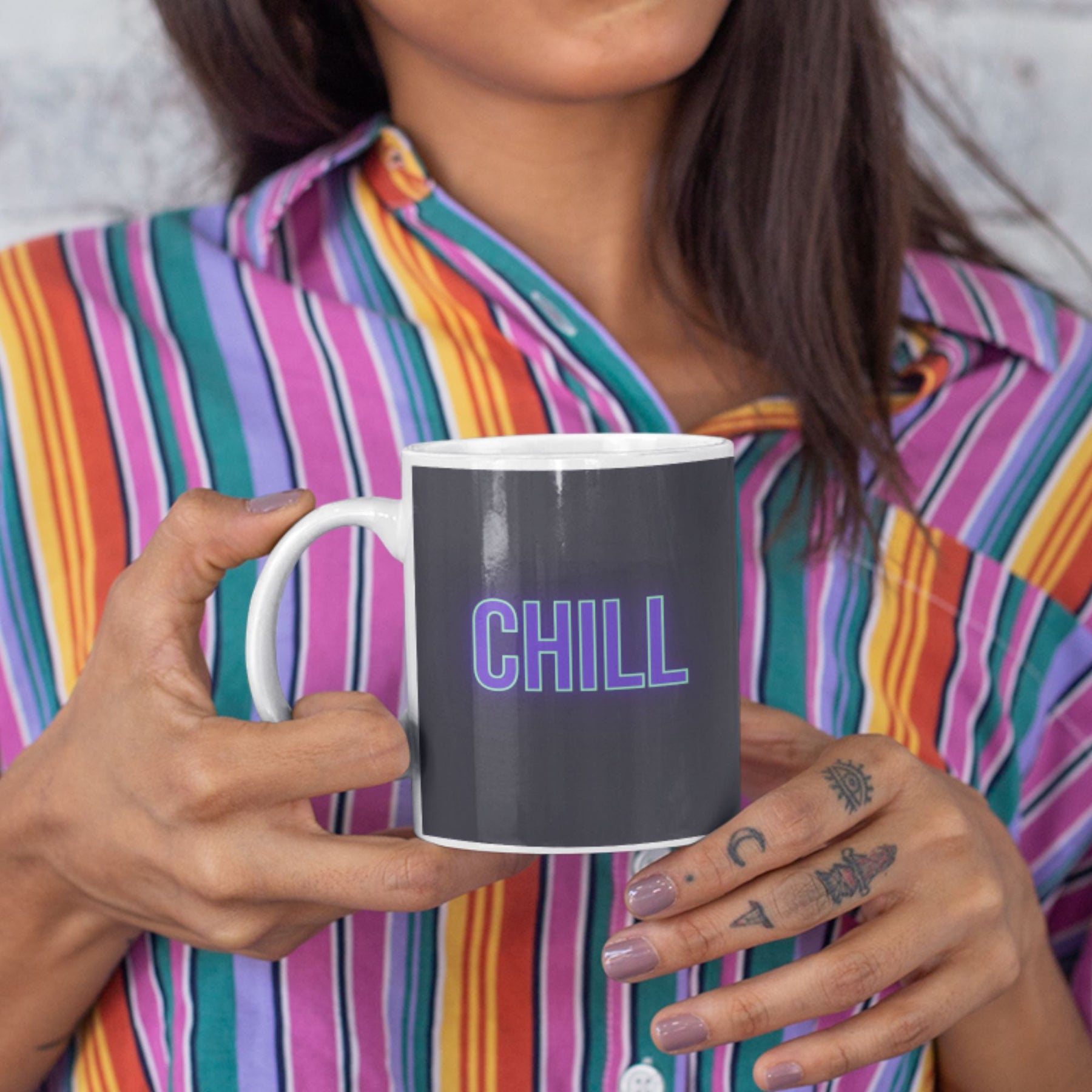 chill-white-printed-ceramic-mug-gogirgit-com