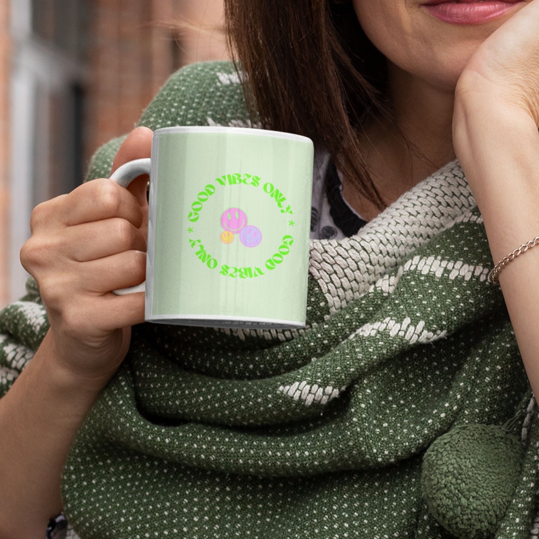 good-vibes-only-white-printed-ceramic-mug-gogirgit-com