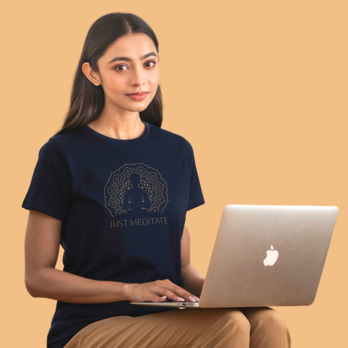 just-meditate-navy-blue-women-s-yoga-tshirt -gogirgit