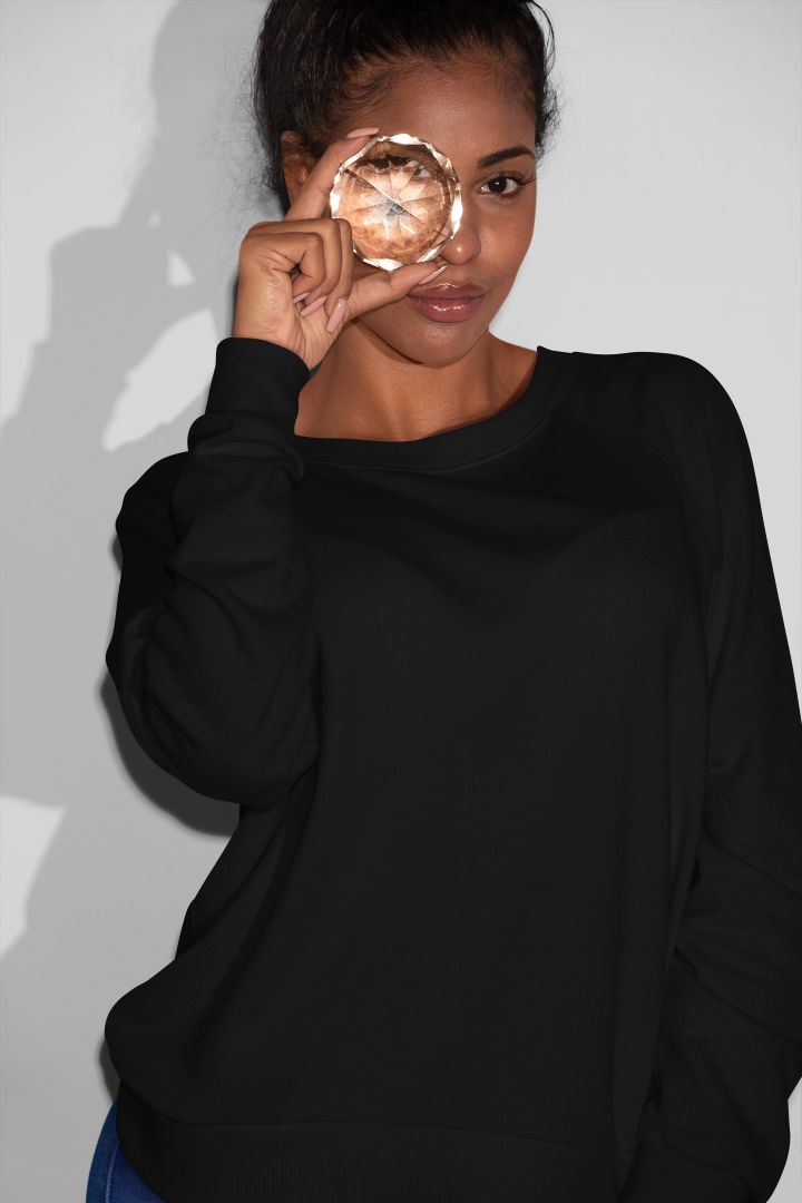 crew-neck-sweatshirt-for-and-women
