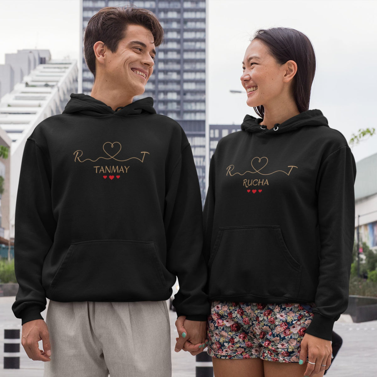 heartbeat-personalized-cotton-printed-couple-hoodies-black-gogirgit-com