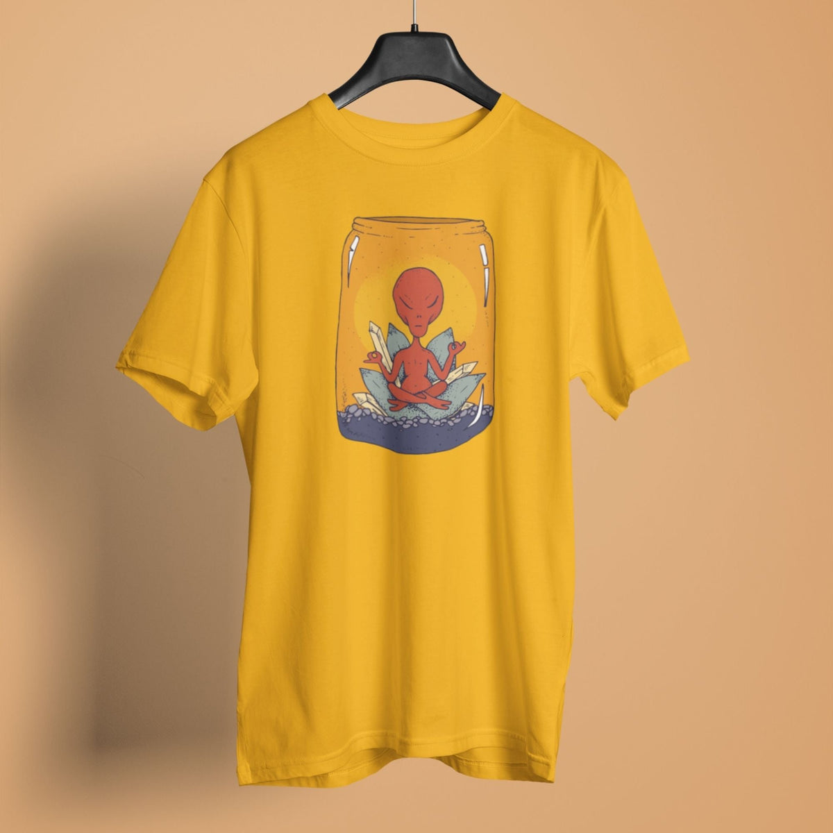 jar-alien-golden-yellow-womens-yoga-tshirt-gogirgit