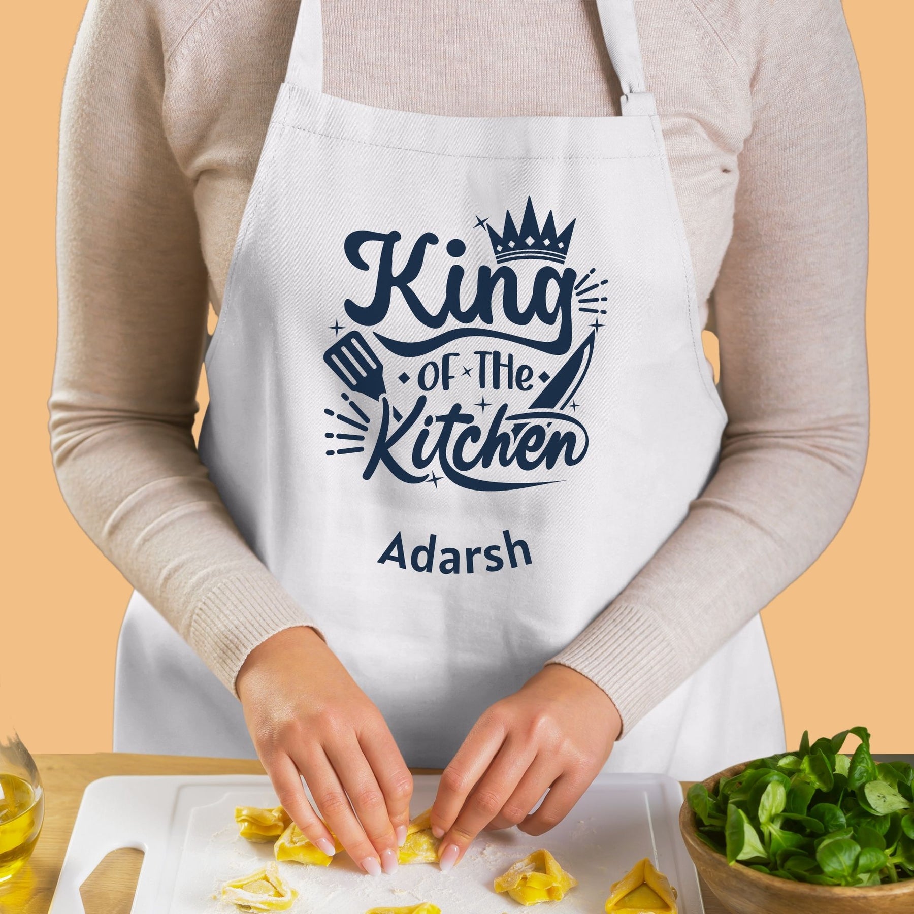 king-of-the-kitchen-personalised-white-cotton-apron-for-men-gogirgit-01